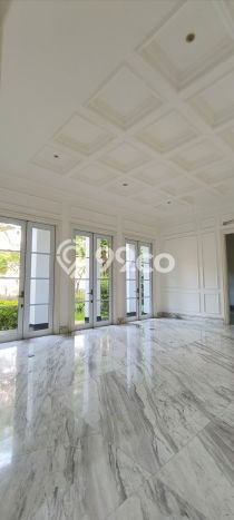 Rumah area , Tangerang, Luas 563m2m² Bangunan 744m2m² - INVESTASI TERBAIK! Rumah area , Tangerang, Luas 563m2m² Bangunan 744m2m² - INVESTASI TERBAIK!