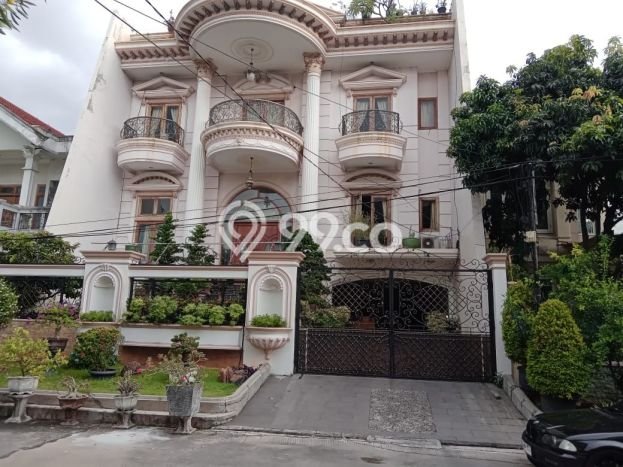 Hunian Impian Keluarga! Rumah 2 Lantai di , Jakarta Utara, LT 366m2m² LB 837m2m² Hunian Impian Keluarga! Rumah 2 Lantai di , Jakarta Utara, LT 366m2m² LB 837m2m²