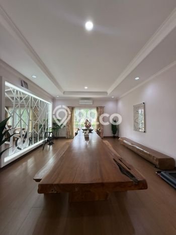 Hunian Kondisi Baik Disewakan di Alam Sutera, Tangerang LT 899m2, LB 1600m2 Hunian Kondisi Baik Disewakan di Alam Sutera, Tangerang LT 899m2, LB 1600m2