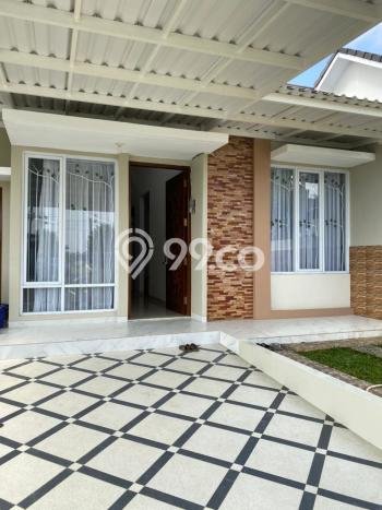 Rumah kawasan Cimanggu, 2 KM, Pemandangan Indah, LT 136m2m² LB 100m2m² Rumah kawasan Cimanggu, 2 KM, Pemandangan Indah, LT 136m2m² LB 100m2m²