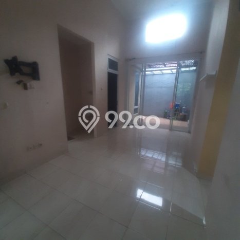 Sewa Rumah Murah di Tanah Sareal Bogor Punya 2 Kamar Tidur Sewa Rumah Murah di Tanah Sareal Bogor Punya 2 Kamar Tidur