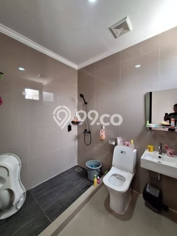 Rumah Modern Cantik 4 Kamar Siap Huni di Pamulang Rumah Modern Cantik 4 Kamar Siap Huni di Pamulang