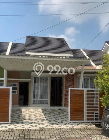 Rumah kawasan Cimanggu, 2 KM, Pemandangan Indah, LT 136m2m² LB 100m2m² Rumah kawasan Cimanggu, 2 KM, Pemandangan Indah, LT 136m2m² LB 100m2m²