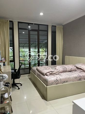 Rumah Mewah LB 600m2 Siap Huni Desain Elegan di BSD City, Tangerang Rumah Mewah LB 600m2 Siap Huni Desain Elegan di BSD City, Tangerang