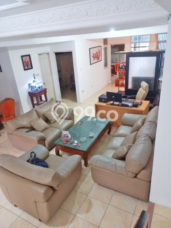 Rumah Elit Modern Tanpa Renovasi di BSD City Tangerang Rumah Elit Modern Tanpa Renovasi di BSD City Tangerang