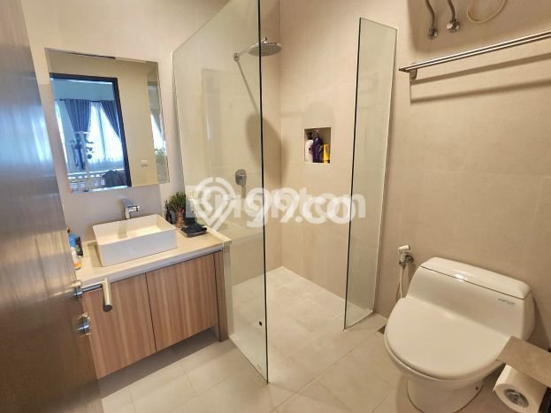 Dijual Rumah Premium dengan Fasilitas Sekitar Lengkap di Slipi, Jakarta Barat Dijual Rumah Premium dengan Fasilitas Sekitar Lengkap di Slipi, Jakarta Barat