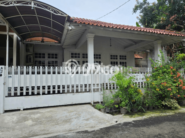 Jual Rumah Luas Megah Dengan View Cantik di Bintaro, Tangerang Selatan Jual Rumah Luas Megah Dengan View Cantik di Bintaro, Tangerang Selatan