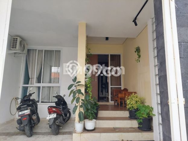 Rumah Strategis Modern Lb 148m2 di Sawangan, Depok Rumah Strategis Modern Lb 148m2 di Sawangan, Depok