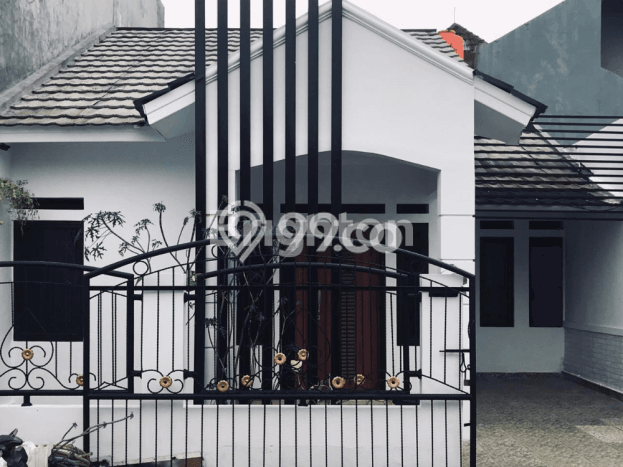 Dijual Cepat Rumah Bagus Siap Huni LB 110m2 di Cipayung, Depok Dijual Cepat Rumah Bagus Siap Huni LB 110m2 di Cipayung, Depok