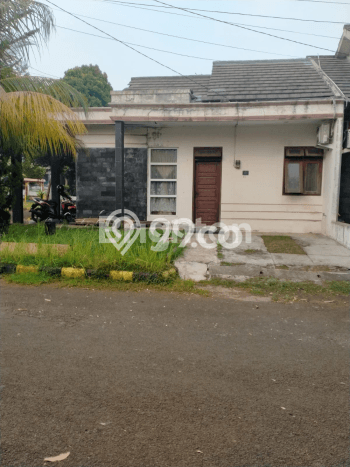 Rumah Modern Cantik 2 KT Siap Huni di Cimanggis Rumah Modern Cantik 2 KT Siap Huni di Cimanggis