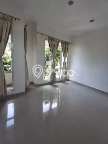 Disewakan Rumah Harga Terjangkau di Gading Serpong Tangerang Punya 2 Kamar Tidur Disewakan Rumah Harga Terjangkau di Gading Serpong Tangerang Punya 2 Kamar Tidur