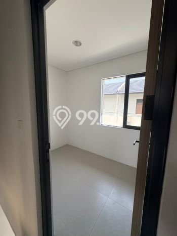 Disewakan Cepat Rumah Kondisi Baik di Area Karawaci, Tangerang Disewakan Cepat Rumah Kondisi Baik di Area Karawaci, Tangerang