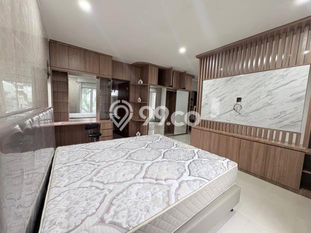 Siap Huni Rumah Mewah 5 Kamar di Tangerang Dekat ke Mana Pun Siap Huni Rumah Mewah 5 Kamar di Tangerang Dekat ke Mana Pun