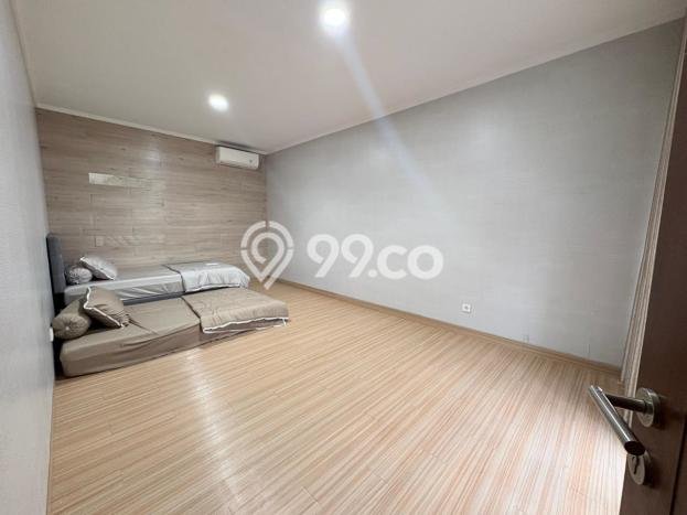 Siap Huni Rumah Mewah 5 Kamar di Tangerang Dekat ke Mana Pun Siap Huni Rumah Mewah 5 Kamar di Tangerang Dekat ke Mana Pun