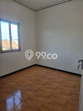 Rumah Strategis Modern Lb 130m2 di Cipondoh, Tangerang Rumah Strategis Modern Lb 130m2 di Cipondoh, Tangerang