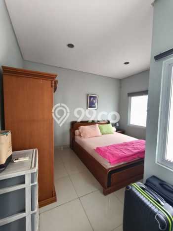 Rumah Elit Modern Tanpa Renovasi di Green Lake City Jakarta Barat Rumah Elit Modern Tanpa Renovasi di Green Lake City Jakarta Barat