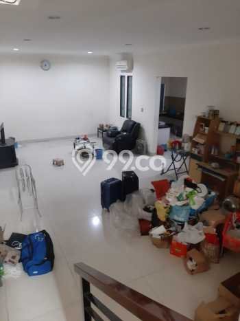 Rumah Luxury Modern Tanpa Renovasi di Daan Mogot Jakarta Barat Rumah Luxury Modern Tanpa Renovasi di Daan Mogot Jakarta Barat