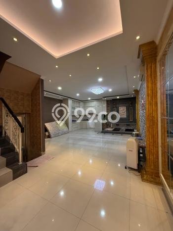 Disewakan Rumah Murah di Green Lake City Jakarta Barat dengan 3 Kamar Tidur Disewakan Rumah Murah di Green Lake City Jakarta Barat dengan 3 Kamar Tidur