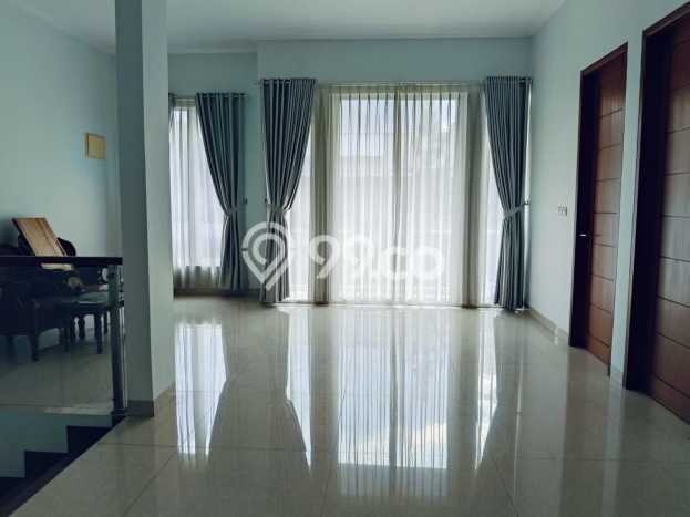 Rumah Luxury Modern Siap Huni di BSD Tangerang Rumah Luxury Modern Siap Huni di BSD Tangerang