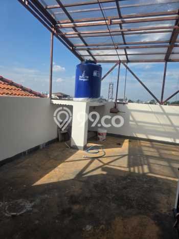 Rumah Strategis Modern Lb 130m2 di Cipondoh, Tangerang Rumah Strategis Modern Lb 130m2 di Cipondoh, Tangerang