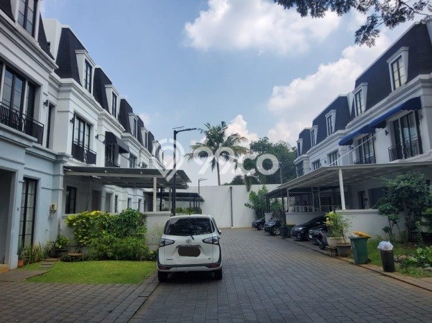 Rumah Elit LB 279m2 Siap Huni Desain Elegan di Kemang, Jakarta Selatan Rumah Elit LB 279m2 Siap Huni Desain Elegan di Kemang, Jakarta Selatan