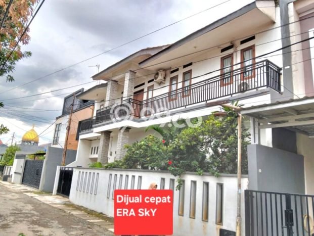 Rumah Luas Asri 4 KT Siap Huni di Jatiwaringin Bekasi Rumah Luas Asri 4 KT Siap Huni di Jatiwaringin Bekasi