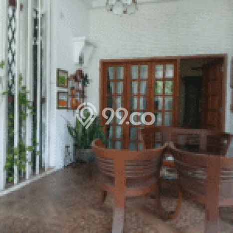 For Sale! Luxury House LT 225m2 Desain Elegan di Grand Wisata For Sale! Luxury House LT 225m2 Desain Elegan di Grand Wisata