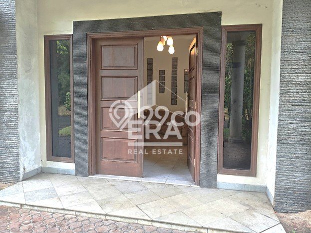 Rumah Mewah Siap Huni LT 600m2 di Rawalumbu, Bekasi Rumah Mewah Siap Huni LT 600m2 di Rawalumbu, Bekasi