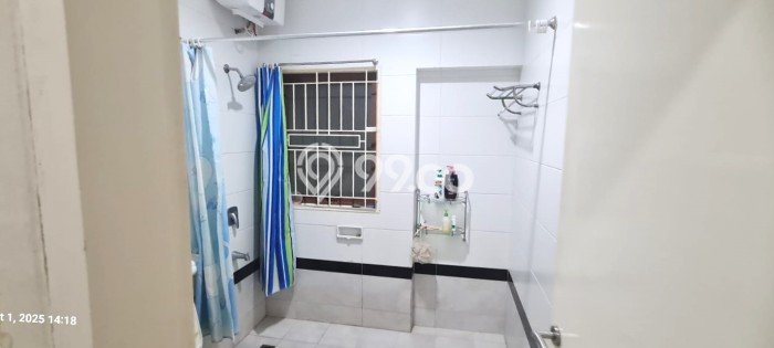 Rumah Elit LB 156m2 Siap Huni Desain Elegan di Jakarta Garden City, Jakarta Timur Rumah Elit LB 156m2 Siap Huni Desain Elegan di Jakarta Garden City, Jakarta Timur