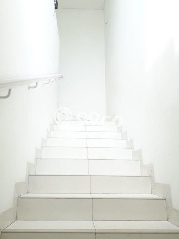 Dijual Hunian Rumah Terawat 3 KT di Jakarta Garden City, Jakarta Timur Dijual Hunian Rumah Terawat 3 KT di Jakarta Garden City, Jakarta Timur