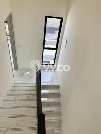 Ready to Use! Luxury House LT 126m2 Desain Modern di Jakarta Garden City Ready to Use! Luxury House LT 126m2 Desain Modern di Jakarta Garden City
