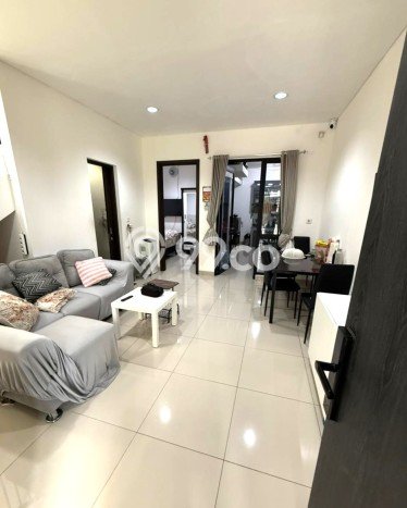 Rumah Luas Asri 3 KT Siap Huni di Jakarta Garden City Jakarta Timur Rumah Luas Asri 3 KT Siap Huni di Jakarta Garden City Jakarta Timur