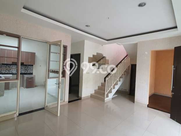 Dijual Hunian Rumah Terawat 3 Kamar di Jakarta Garden City, Jakarta Timur Dijual Hunian Rumah Terawat 3 Kamar di Jakarta Garden City, Jakarta Timur