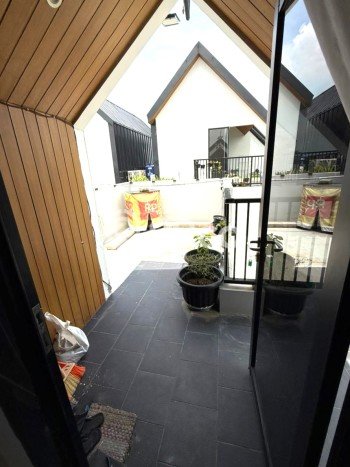 Rumah Luas Asri 3 KT Siap Huni di Jakarta Garden City Jakarta Timur Rumah Luas Asri 3 KT Siap Huni di Jakarta Garden City Jakarta Timur