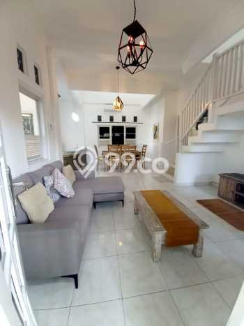 Vila di , Area 0m2m², For Rent, Lingkungan Asri Vila di , Area 0m2m², For Rent, Lingkungan Asri