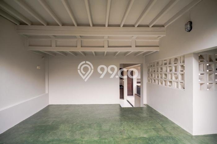 Jual Rumah Mewah Elegan Dengan View Cantik di Kerobokan Kaja, Badung Jual Rumah Mewah Elegan Dengan View Cantik di Kerobokan Kaja, Badung