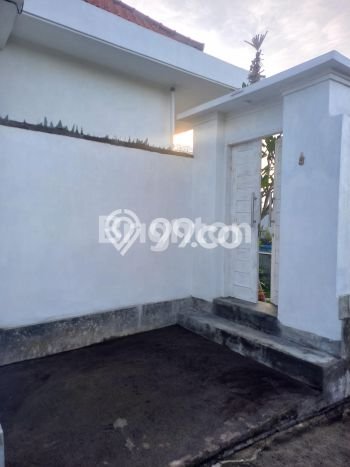 Available Vila untuk Rent Kawasan , Area 250m2m², Dekat Mudah Pusat Kota Available Vila untuk Rent Kawasan , Area 250m2m², Dekat Mudah Pusat Kota