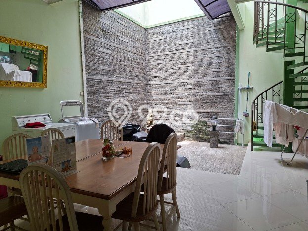 Dijual Rumah Luas Elegan Dengan View Eksklusif di Setiabudi, Bandung Dijual Rumah Luas Elegan Dengan View Eksklusif di Setiabudi, Bandung