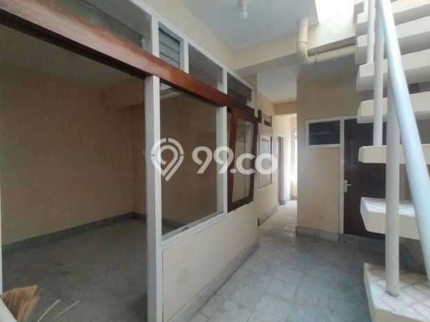 Ruko Bagus LT 92m2 LB 190m2 Dijual di Astanaanyar Bandung Ruko Bagus LT 92m2 LB 190m2 Dijual di Astanaanyar Bandung