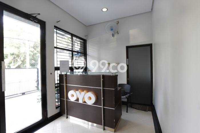 Lokasi terbaik! Rumah siap pakai disewakan di Cempaka Putih LB 30m2 Lokasi terbaik! Rumah siap pakai disewakan di Cempaka Putih LB 30m2