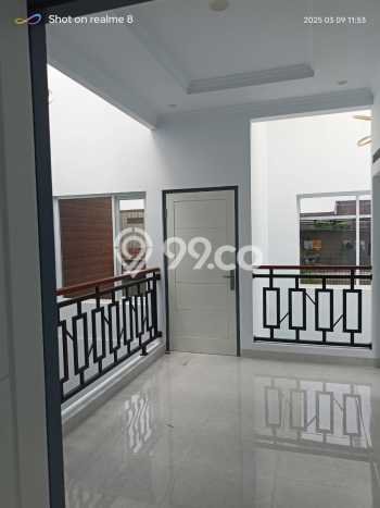Rumah Luas Asri 3 KT Siap Pakai di Joglo Jakarta Barat Rumah Luas Asri 3 KT Siap Pakai di Joglo Jakarta Barat