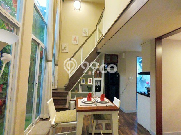 Rumah Luas Asri 1 KT Siap Pakai di Lebak Bulus Jakarta Selatan Rumah Luas Asri 1 KT Siap Pakai di Lebak Bulus Jakarta Selatan