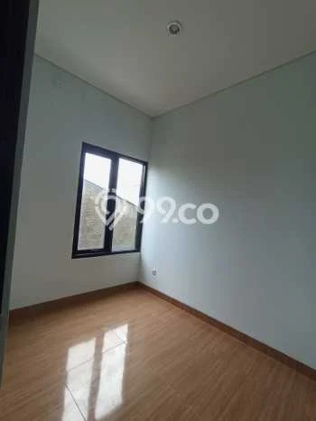 Rumah Luas Asri 2 KT Siap Pakai di Pinang Ranti Jakarta Timur Rumah Luas Asri 2 KT Siap Pakai di Pinang Ranti Jakarta Timur