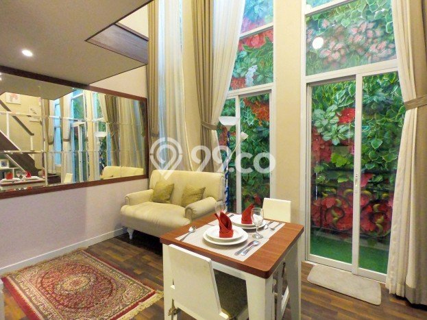 Rumah Luas Asri 1 KT Siap Pakai di Lebak Bulus Jakarta Selatan Rumah Luas Asri 1 KT Siap Pakai di Lebak Bulus Jakarta Selatan