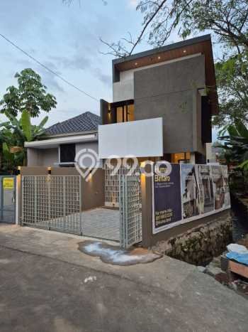 Dijual Hunian Rumah Terawat 3 KT di Bintaro, Tangerang Selatan Dijual Hunian Rumah Terawat 3 KT di Bintaro, Tangerang Selatan