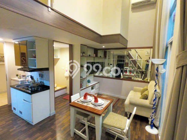 Rumah Luas Asri 1 KT Siap Pakai di Lebak Bulus Jakarta Selatan Rumah Luas Asri 1 KT Siap Pakai di Lebak Bulus Jakarta Selatan