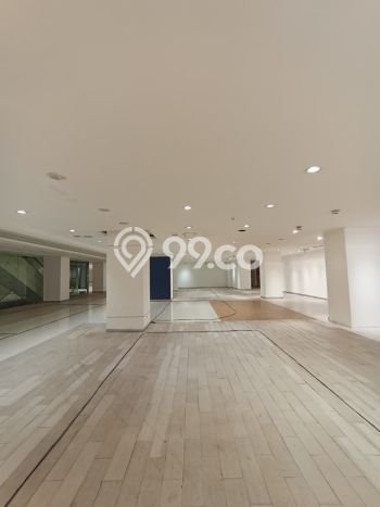 Unit Kantor disewakan di Kebayoran Baru Jakarta Selatan dengan LT 2838m2 / LB 2838m2 Unit Kantor disewakan di Kebayoran Baru Jakarta Selatan dengan LT 2838m2 / LB 2838m2