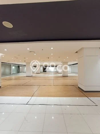 Unit Kantor disewakan di Kebayoran Baru Jakarta Selatan dengan LT 2838m2 / LB 2838m2 Unit Kantor disewakan di Kebayoran Baru Jakarta Selatan dengan LT 2838m2 / LB 2838m2