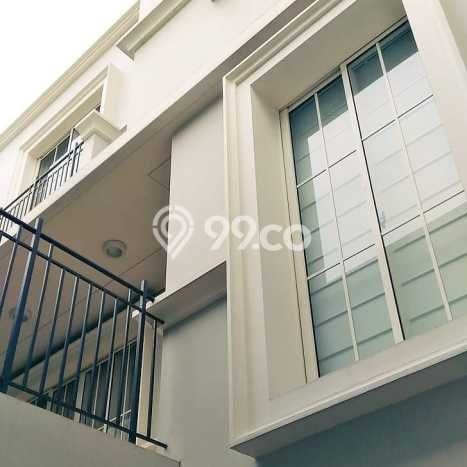 Jual Rumah Mewah Megah Dengan View Cantik di Lebak Bulus, Jakarta Selatan Jual Rumah Mewah Megah Dengan View Cantik di Lebak Bulus, Jakarta Selatan