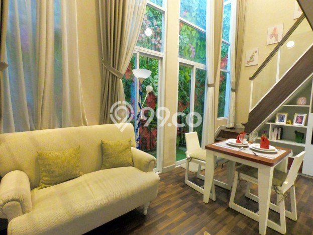 Rumah Luas Asri 1 KT Siap Pakai di Lebak Bulus Jakarta Selatan Rumah Luas Asri 1 KT Siap Pakai di Lebak Bulus Jakarta Selatan